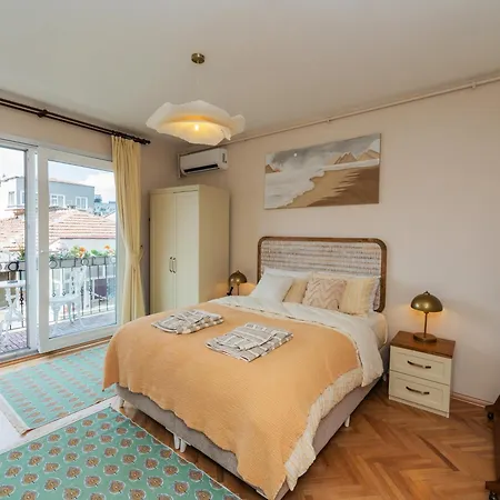 Sevim Nisantasi Rumeli * Istanbul