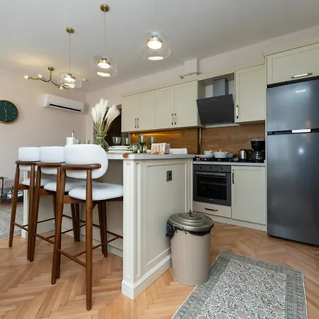 Sevim Nisantasi Rumeli イスタンブール