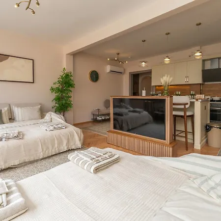 Sevim Nisantasi Rumeli *