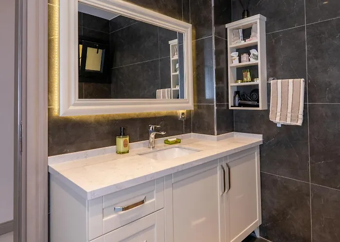 Sevim Nisantasi Rumeli *